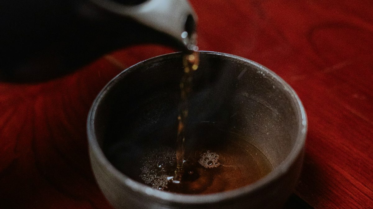 なぜ紅茶は「95℃」なのか——温度が決める、香り・渋み・コクの正体